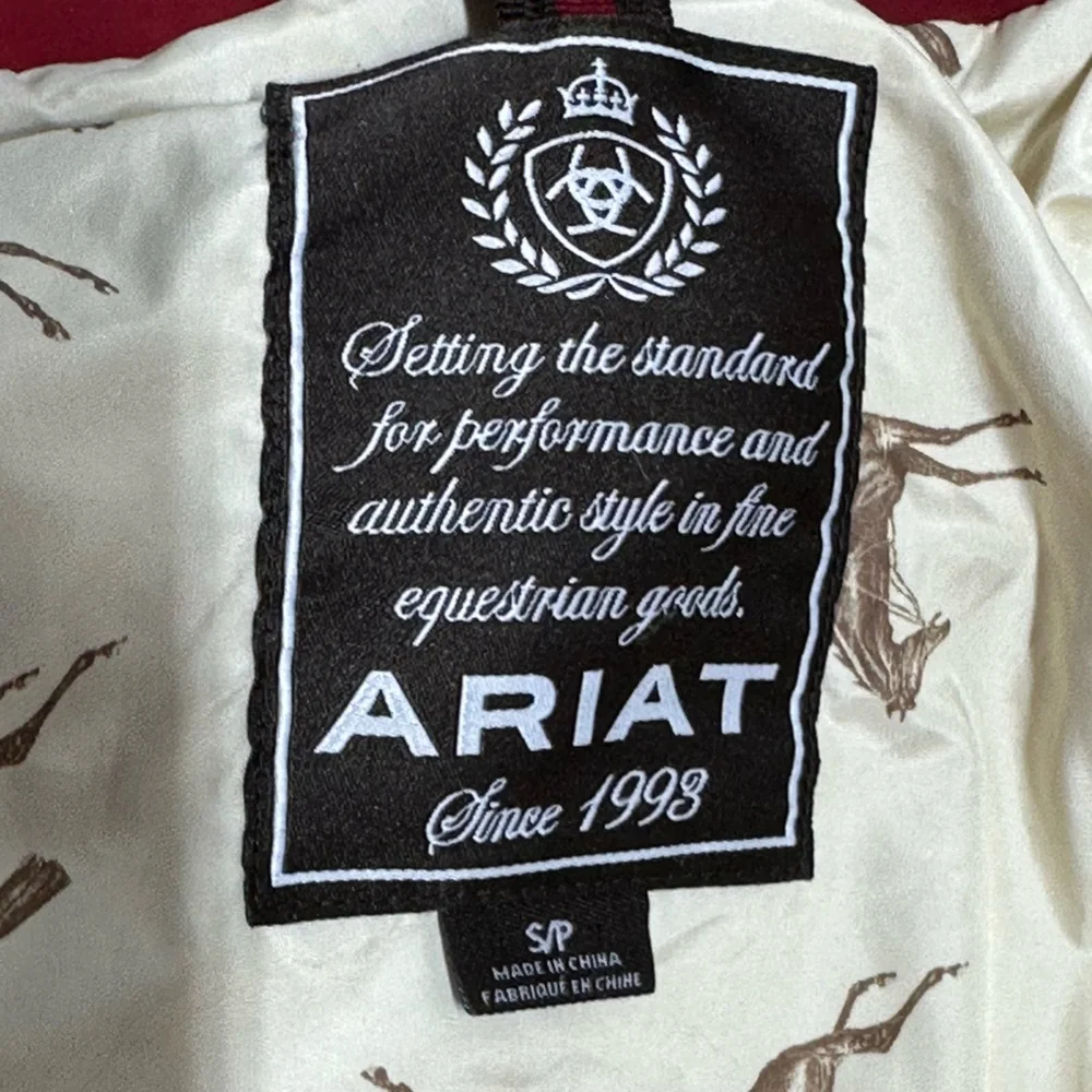 Ariat Red Quilted Jacket Women's Small Pockets Lined Full Zipper Snaps - Picture 15 of 15